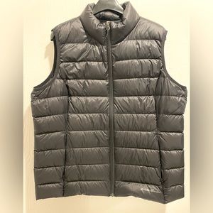 Eddie Bauer Women’s XL Down Vest 650 (Moving - Need to sell my closet ASAP)